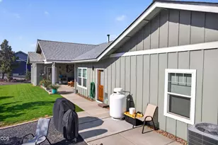 3957 NW 39th Dr, Redmond, OR 97756 - Photo 40