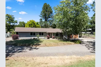4050 Dark Hollow Road, Medford, OR 97501 - Photo 4
