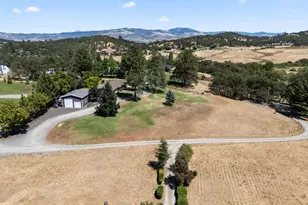 4050 Dark Hollow Rd, Medford, OR 97501 - Photo 38