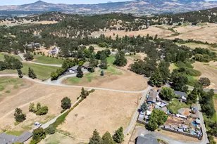 4050 Dark Hollow Rd, Medford, OR 97501 - Photo 42