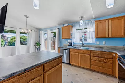1527 NE Larry Court, Prineville, OR 97754 - Photo 6
