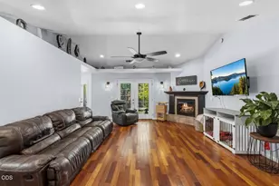 101 Aberdeen Ln, Eagle Point, OR 97524 - Photo 4