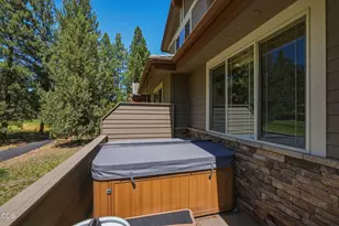 335 Mt Washington Dr, Bend, OR 97702 - Photo 26