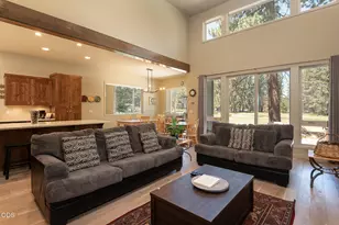60484 Kangaroo Loop, Bend, OR 97702 - Photo 10