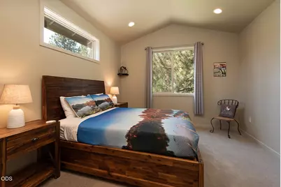 60484 Kangaroo Loop, Bend, OR 97702 - Photo 22