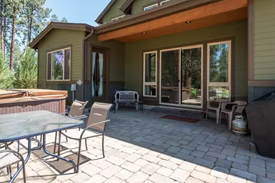 60484 Kangaroo Loop, Bend, OR 97702 - Photo 32