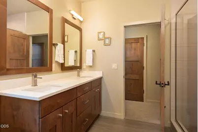 60484 Kangaroo Loop, Bend, OR 97702 - Photo 24