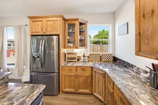 2248 Calico Ln, Medford, OR 97501 - Photo 20