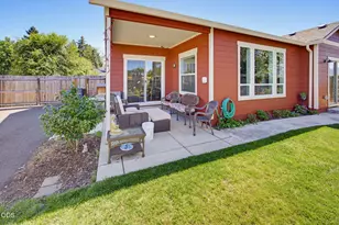 2248 Calico Ln, Medford, OR 97501 - Photo 34