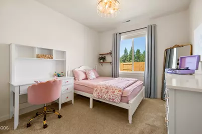 1949 W Williamson Avenue, Sisters, OR 97759 - Photo 18