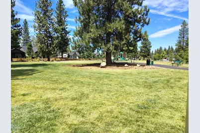 1949 W Williamson Avenue, Sisters, OR 97759 - Photo 36