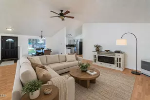 52221 Pine Forest Dr, La Pine, OR 97739 - Photo 2