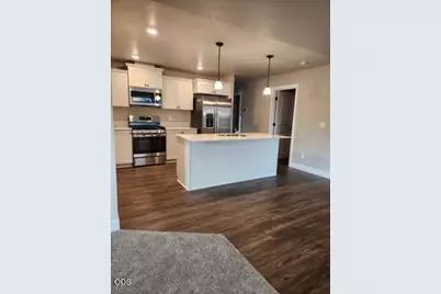 339 NW Par Avenue, Madras, OR 97741 - Photo 4