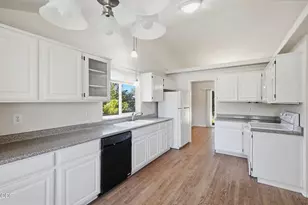 26 SW Leonard St, Grants Pass, OR 97526 - Photo 14