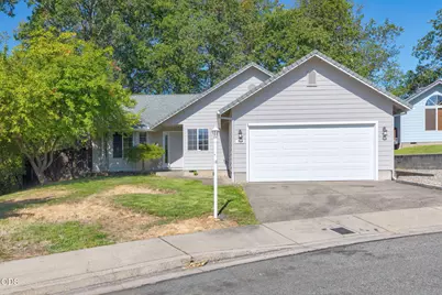 26 SW Leonard Street, Grants Pass, OR 97526 - Photo 1
