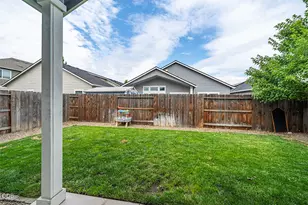 681 Heber Ln, Medford, OR 97501 - Photo 24