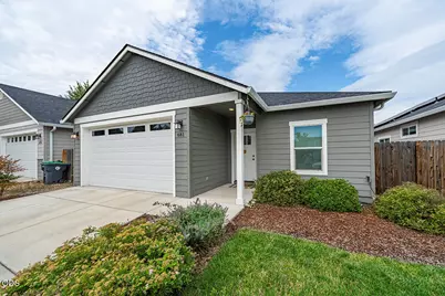 681 Heber Lane, Medford, OR 97501 - Photo 1