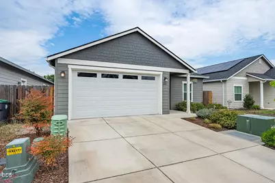 681 Heber Lane, Medford, OR 97501 - Photo 2