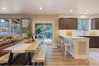 2409 NE Robinson Street, Bend, OR 97701 - Photo 10