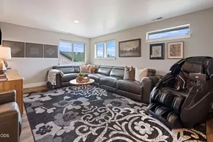 2409 NE Robinson St, Bend, OR 97701 - Photo 40