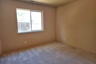 636 Pennsylvania Ave, Medford, OR 97501 - Photo 10