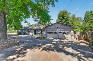 3575 Hanley Rd, Central Point, OR 97502 - Photo 1
