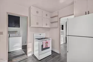 1100 Reddy Ave, Medford, OR 97504 - Photo 12