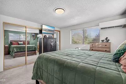206 Alder Street, Phoenix, OR 97535 - Photo 18