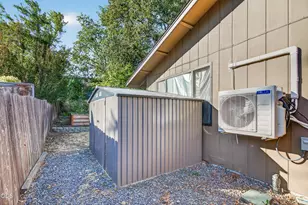 206 Alder St, Phoenix, OR 97535 - Photo 42