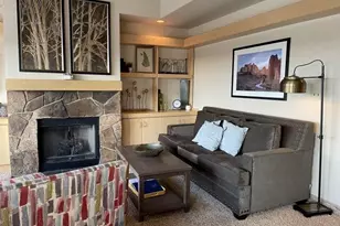1916 Redtail Hawk Dr, Redmond, OR 97756 - Photo 4