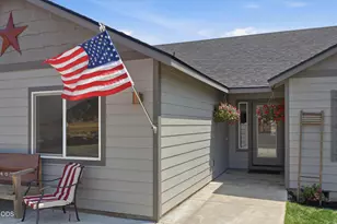 4819 SW Trout Rd, Terrebonne, OR 97760 - Photo 6