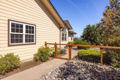 2961 Mark Court, Chiloquin, OR 97624 - Photo 4