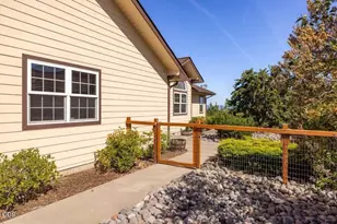 2961 Mark Ct, Chiloquin, OR 97624 - Photo 4