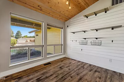 649 NW 21st Court, Redmond, OR 97756 - Photo 30