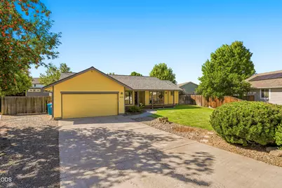 649 NW 21st Court, Redmond, OR 97756 - Photo 2
