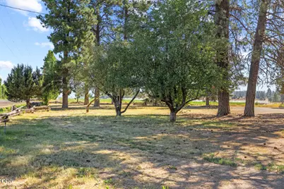 27798 Highway 140 E, Bonanza, OR 97623 - Photo 8