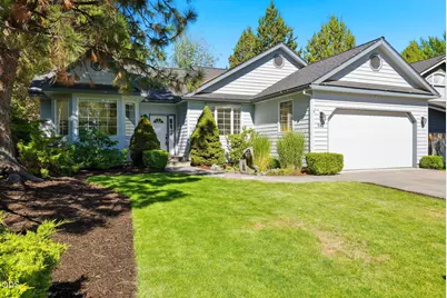 947 SE Sunwood Court, Bend, OR 97702 - Photo 2
