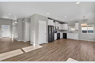 16428 Bassett Road, La Pine, OR 97739 - Photo 18