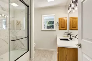 1544 Satellite Dr, Medford, OR 97504 - Photo 90