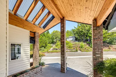 1544 Satellite Drive, Medford, OR 97504 - Photo 28