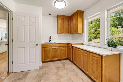 1544 Satellite Drive, Medford, OR 97504 - Photo 60