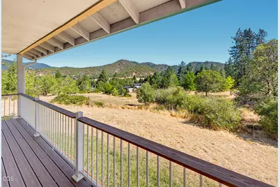 620 Wards Creek Road, Rogue River, OR 97537 - Photo 18