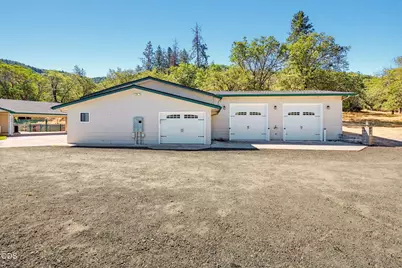 620 Wards Creek Road, Rogue River, OR 97537 - Photo 4
