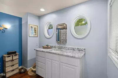 900 Cypress Point Loop, Ashland, OR 97520 - Photo 18