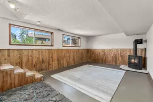 62855 Daniel Road NE, Bend, OR 97701 - Photo 22