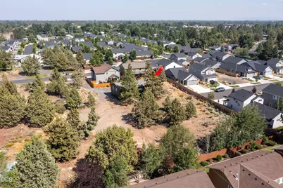 62855 Daniel Road NE, Bend, OR 97701 - Photo 36