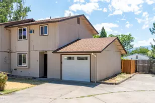 47 SW Eastern Ave, Grants Pass, OR 97526 - Photo 18