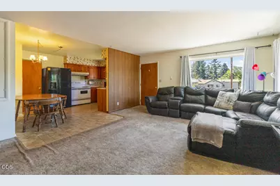 391 Addison Street, Klamath Falls, OR 97601 - Photo 8