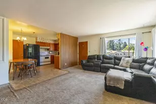391 Addison St, Klamath Falls, OR 97601 - Photo 8