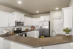 61354 SE Preston St, Bend, OR 97702 - Photo 8